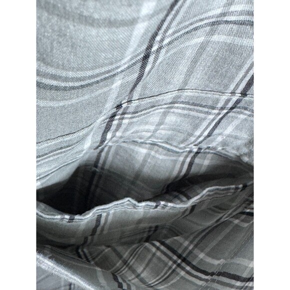 ScotteVest Travel Shirt Mens XXL Gray Plaid Pockets Utility Lightweight Tech - Picture 10 of 15